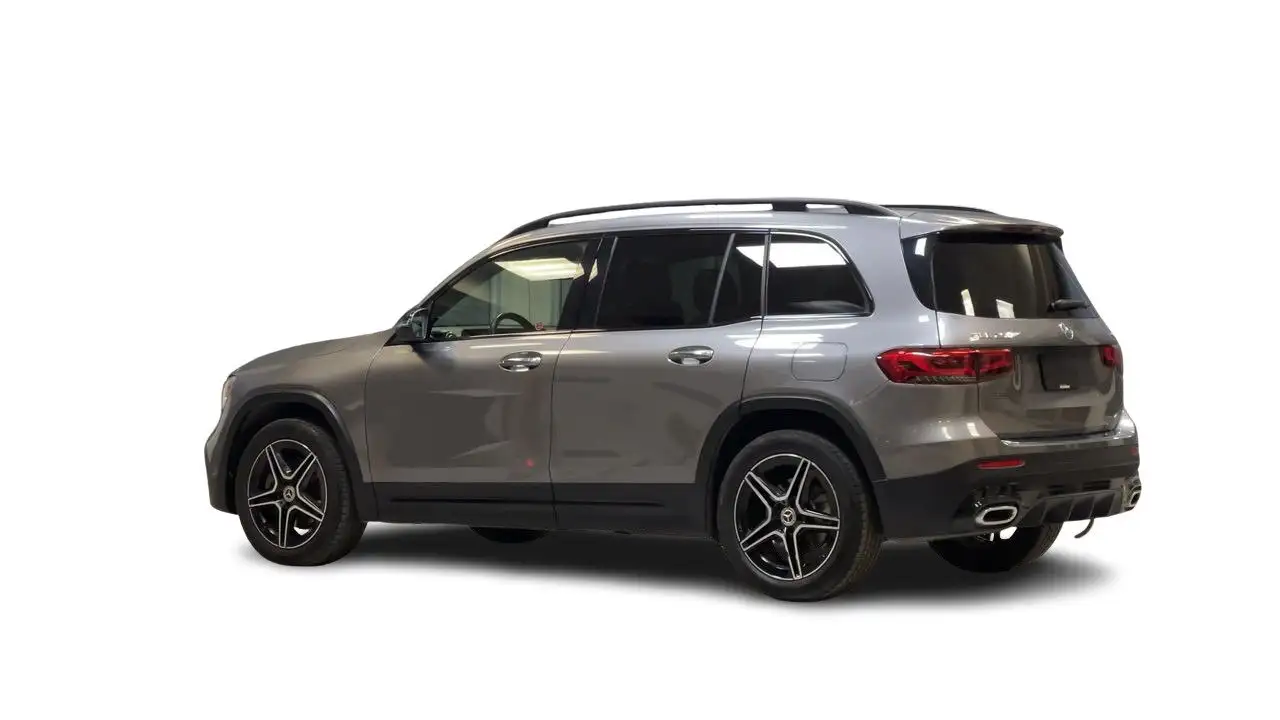 Mercedes-Benz GLB снимка Mercedes-Benz GLB