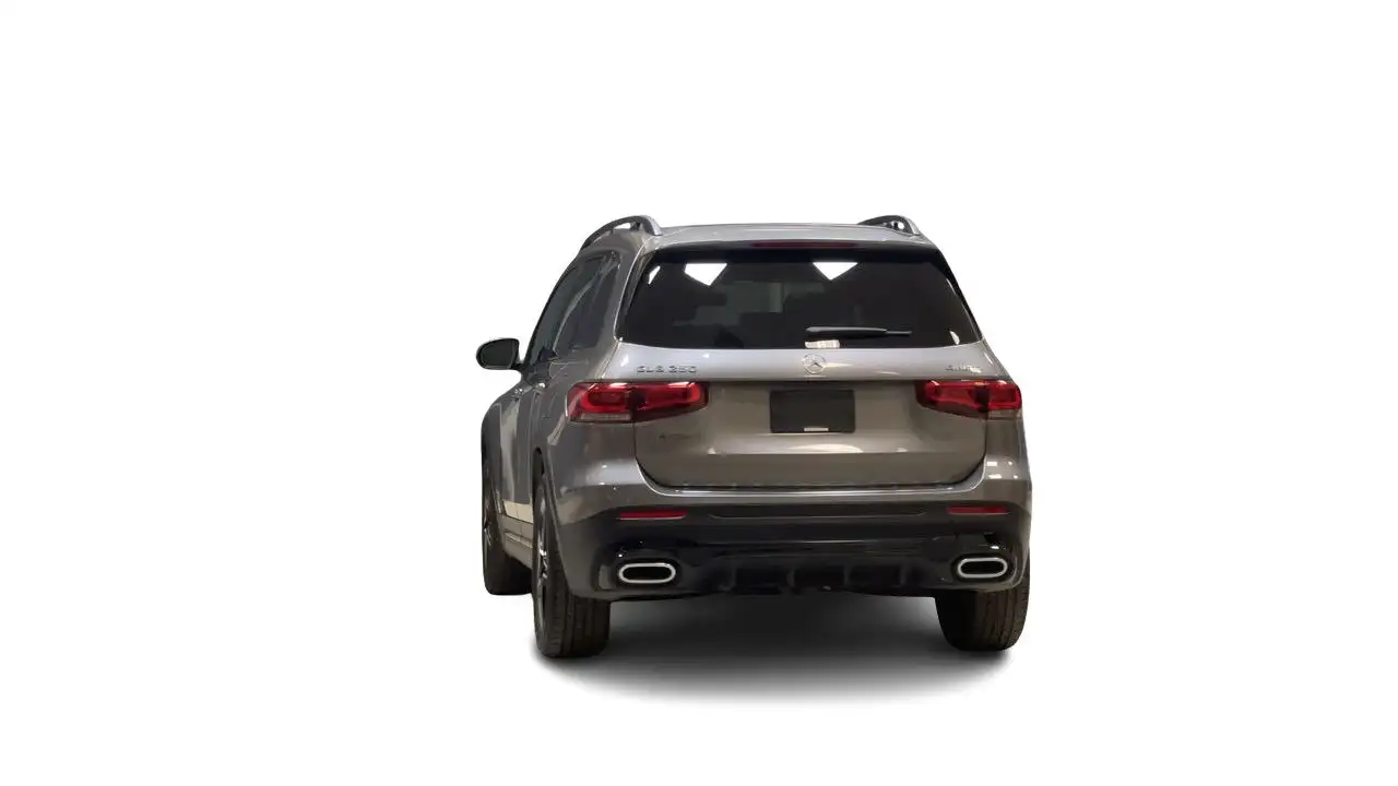 Mercedes-Benz GLB снимка Mercedes-Benz GLB