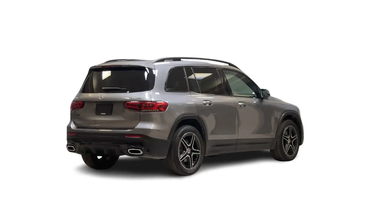 Mercedes-Benz GLB снимка Mercedes-Benz GLB