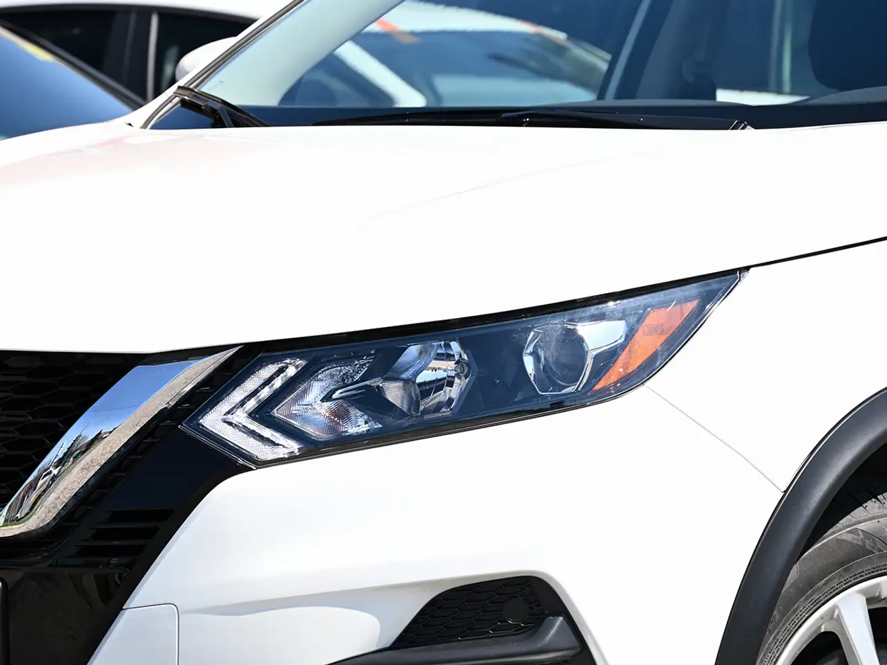 Nissan Qashqai снимка Nissan Qashqai