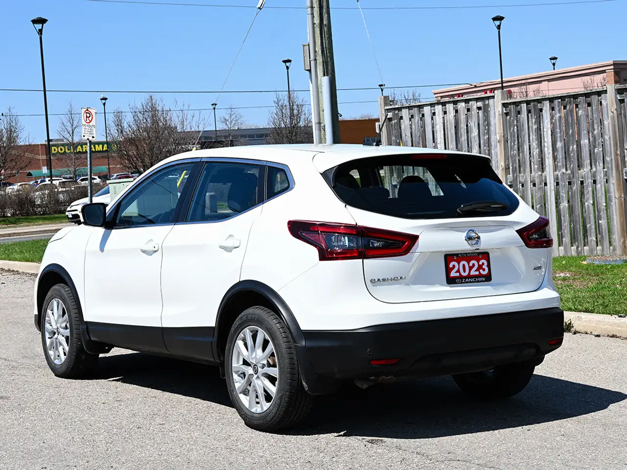 Nissan Qashqai снимка Nissan Qashqai