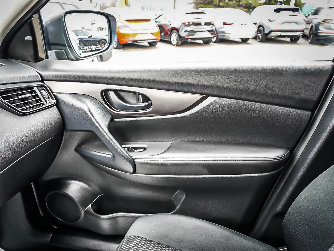 Nissan Qashqai снимка Nissan Qashqai