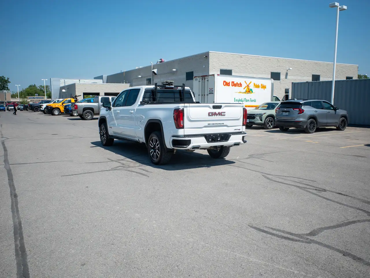 GMC Sierra 1500 photo GMC Sierra 1500