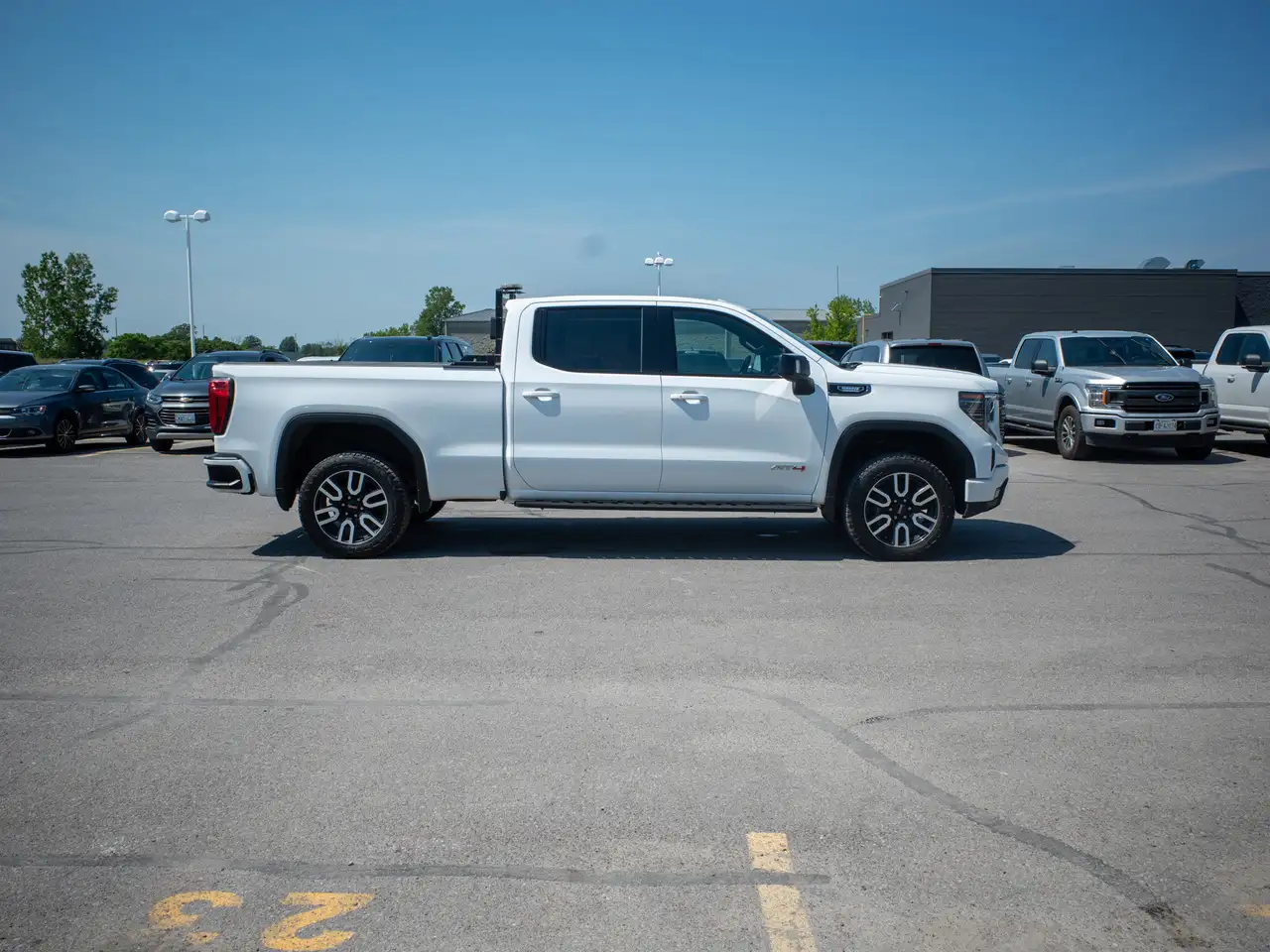 GMC Sierra 1500 photo GMC Sierra 1500