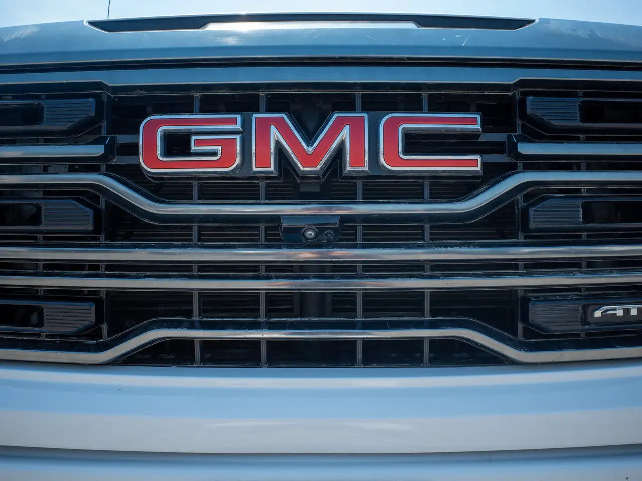 GMC Sierra 1500 photo GMC Sierra 1500