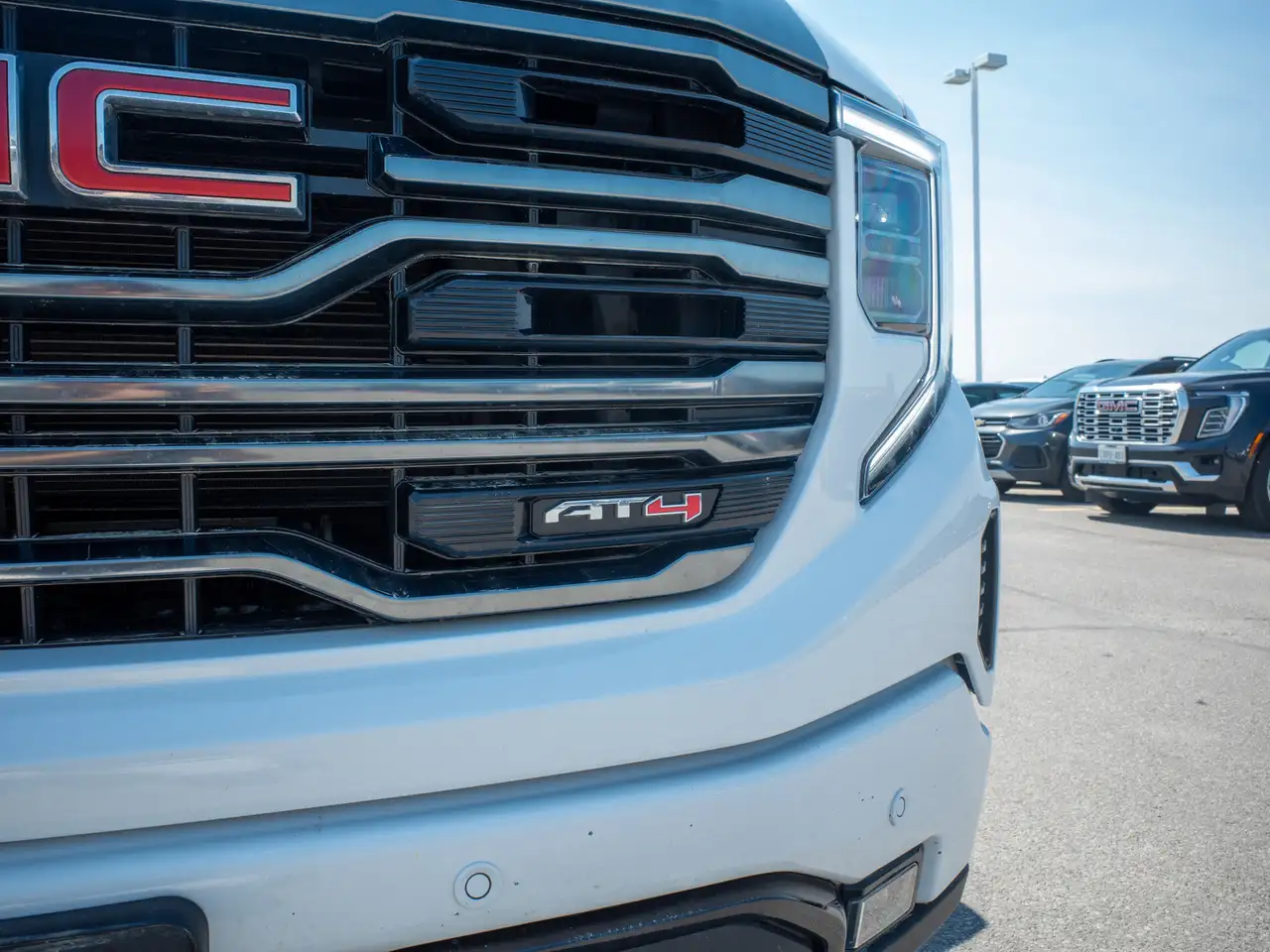 GMC Sierra 1500 photo GMC Sierra 1500