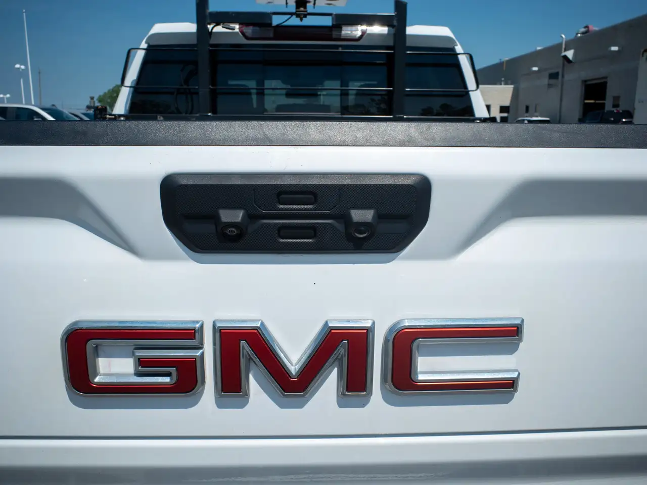 GMC Sierra 1500 photo GMC Sierra 1500