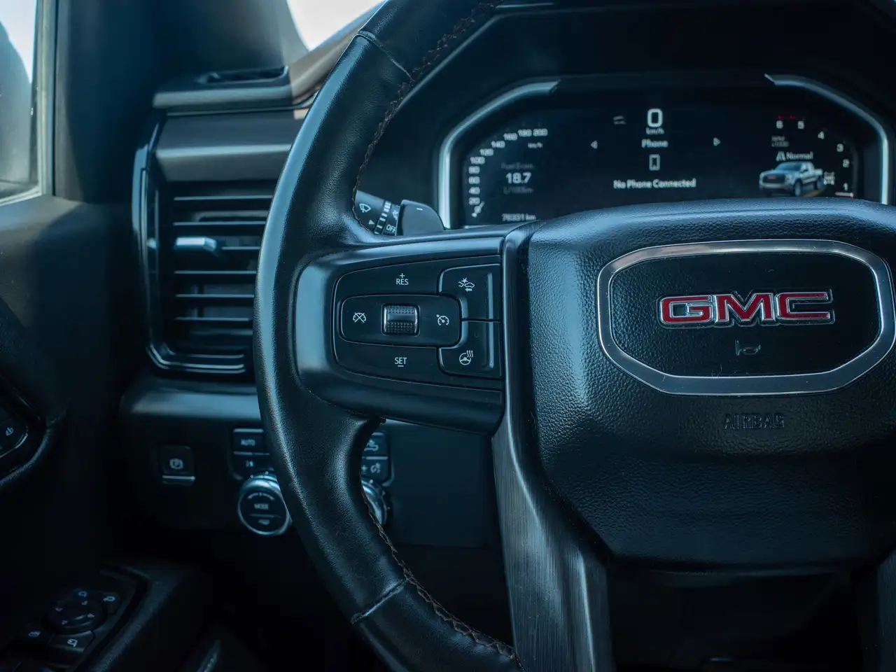 GMC Sierra 1500 photo GMC Sierra 1500