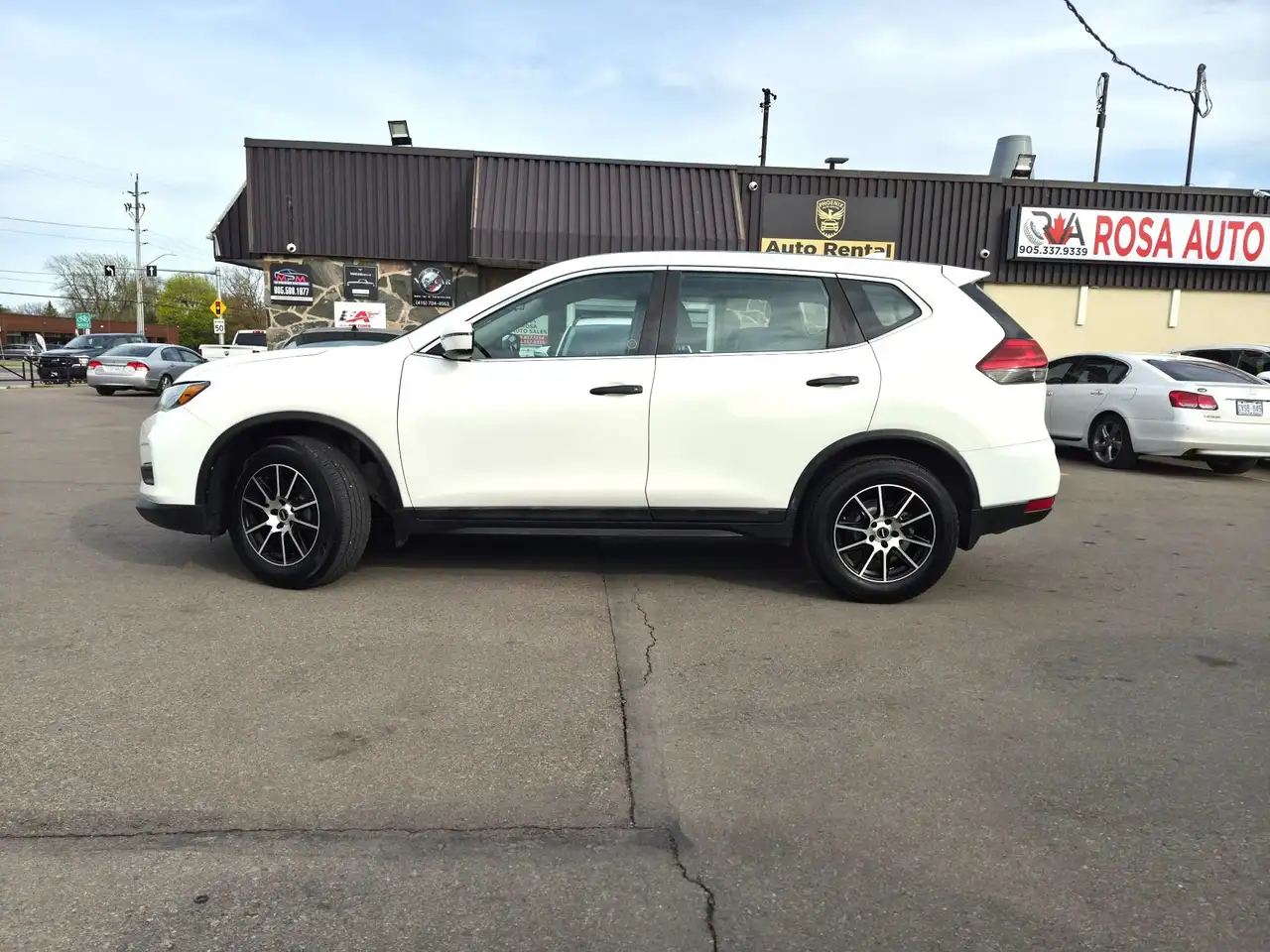 Nissan Rogue снимка Nissan Rogue