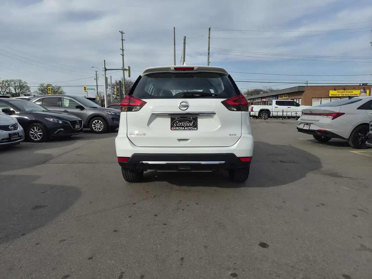 Nissan Rogue снимка Nissan Rogue