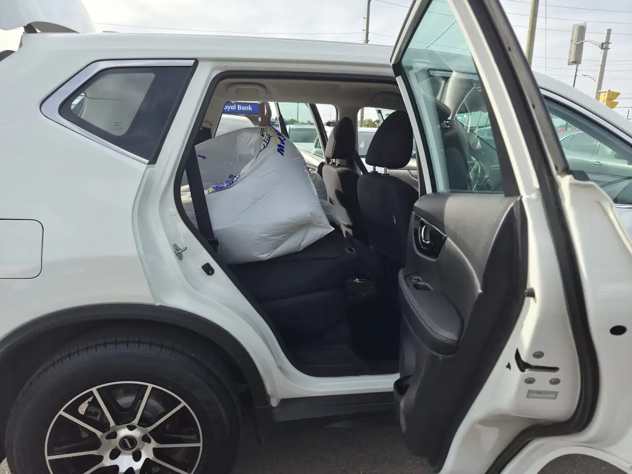Nissan Rogue снимка Nissan Rogue