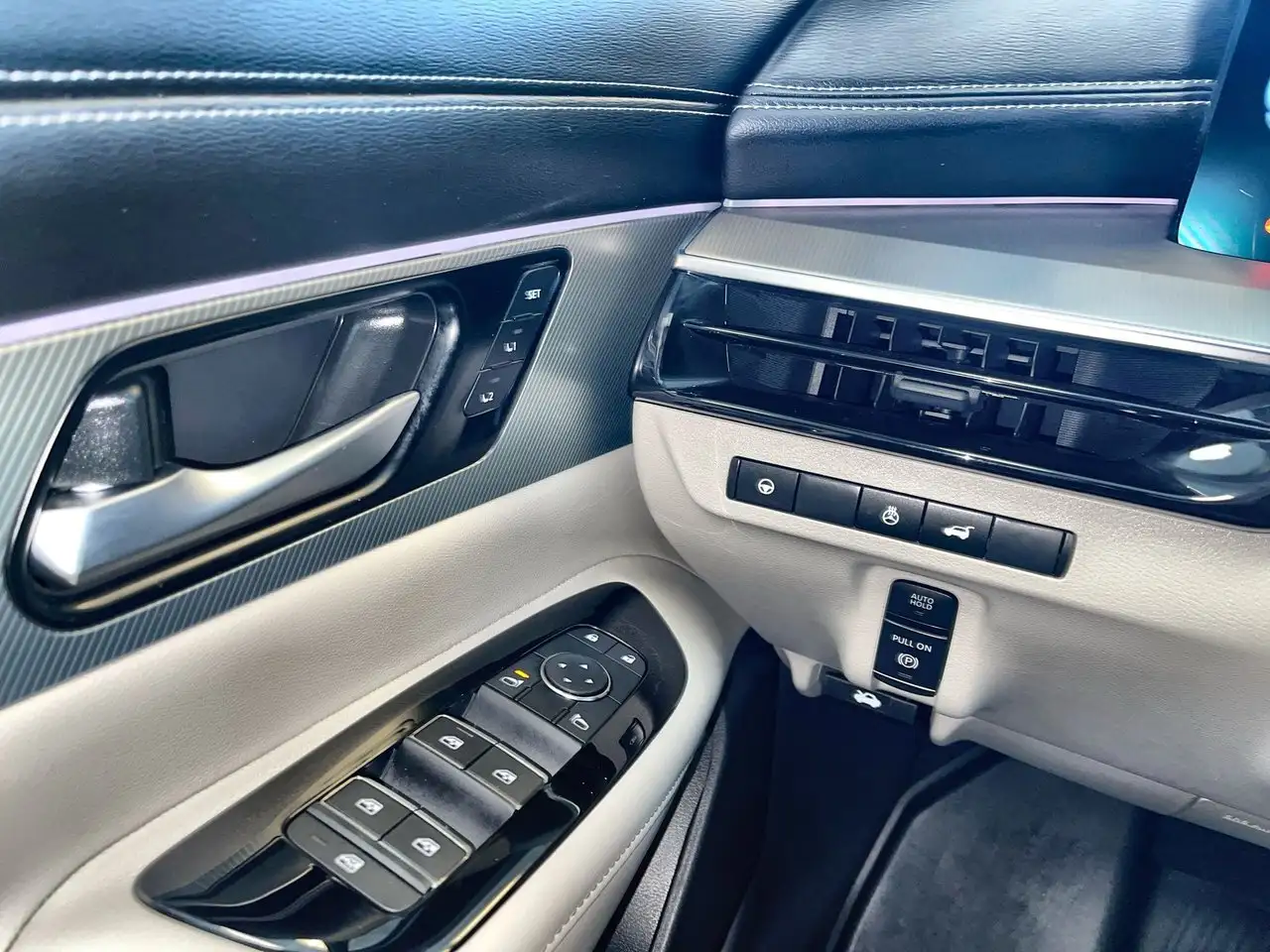 Nissan Murano снимка Nissan Murano