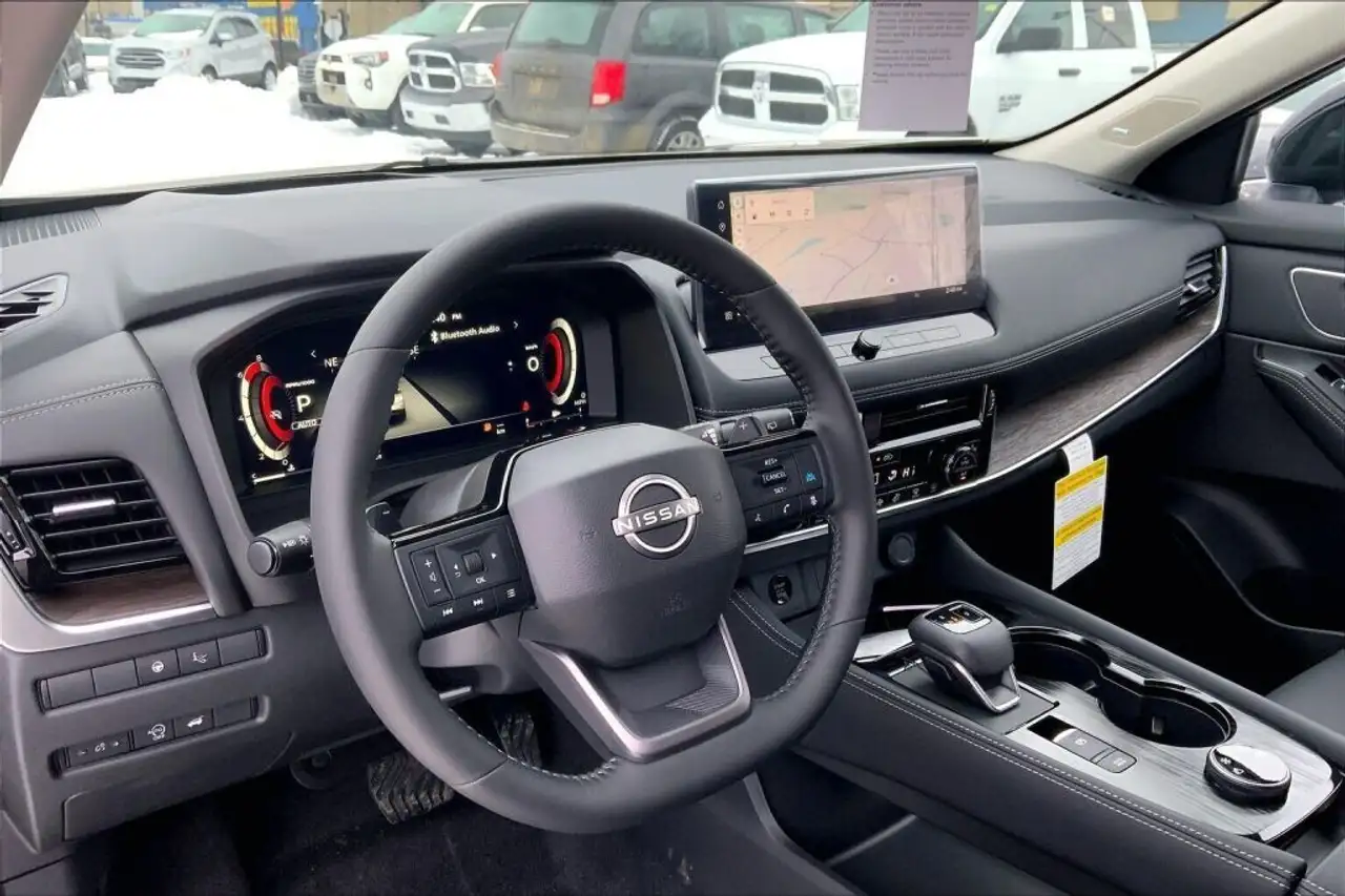 Nissan Rogue photo Nissan Rogue