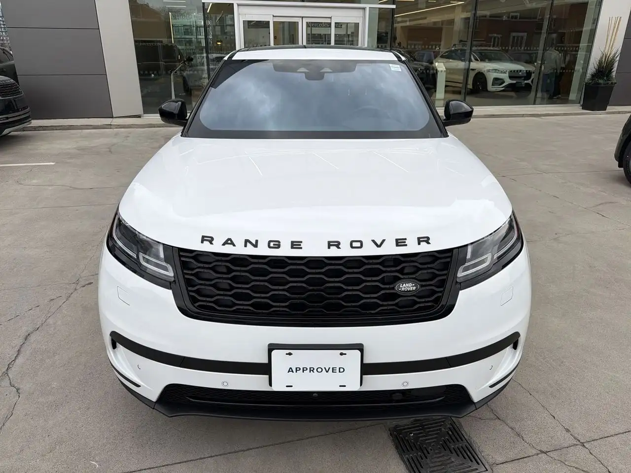 Land Rover Range Rover Velar снимка Land Rover Range Rover Velar