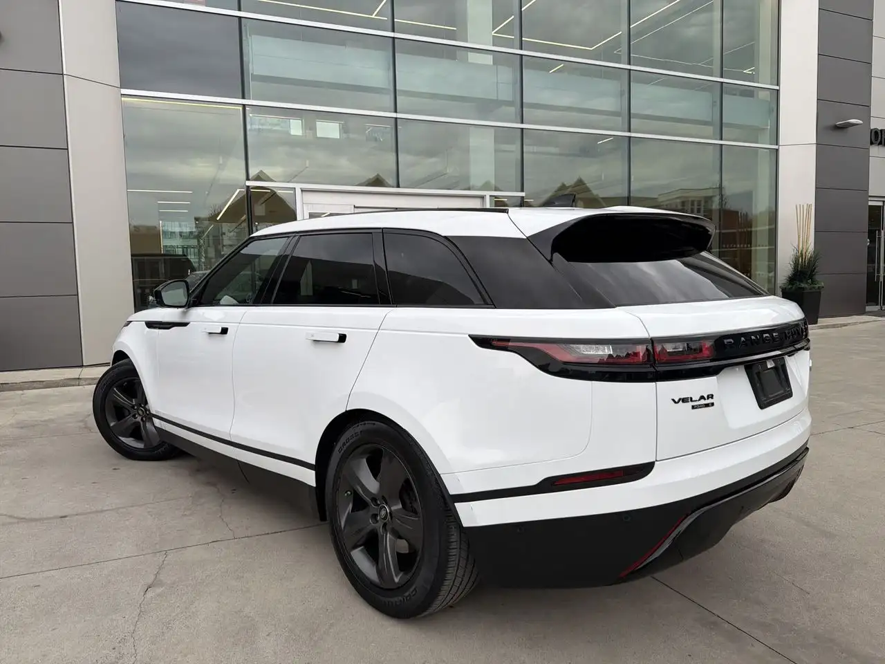 Land Rover Range Rover Velar снимка Land Rover Range Rover Velar