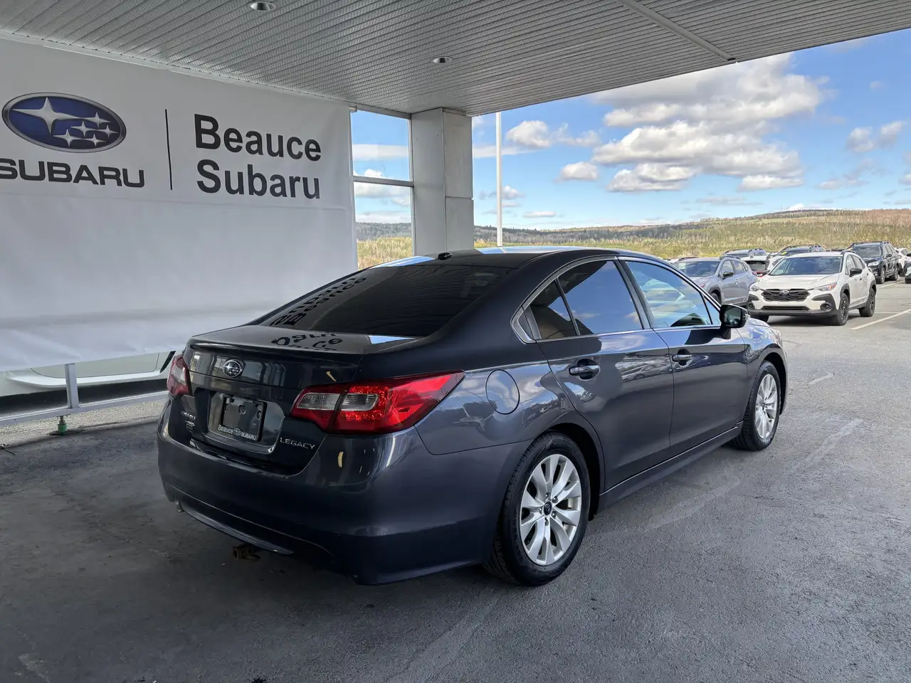 Subaru Legacy снимка Subaru Legacy