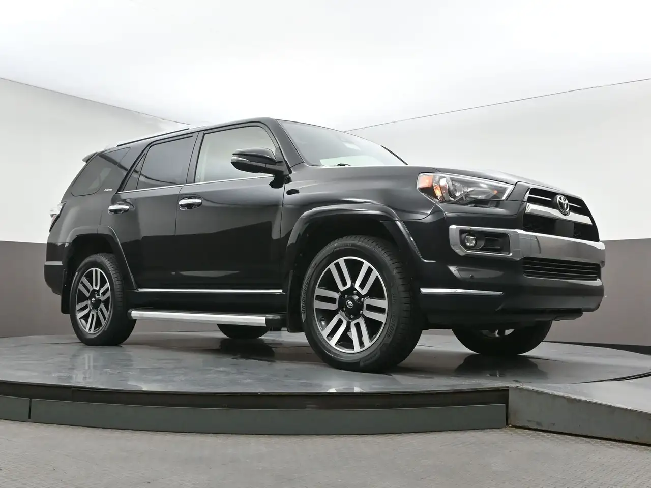 Toyota 4-Runner снимка Toyota 4-Runner