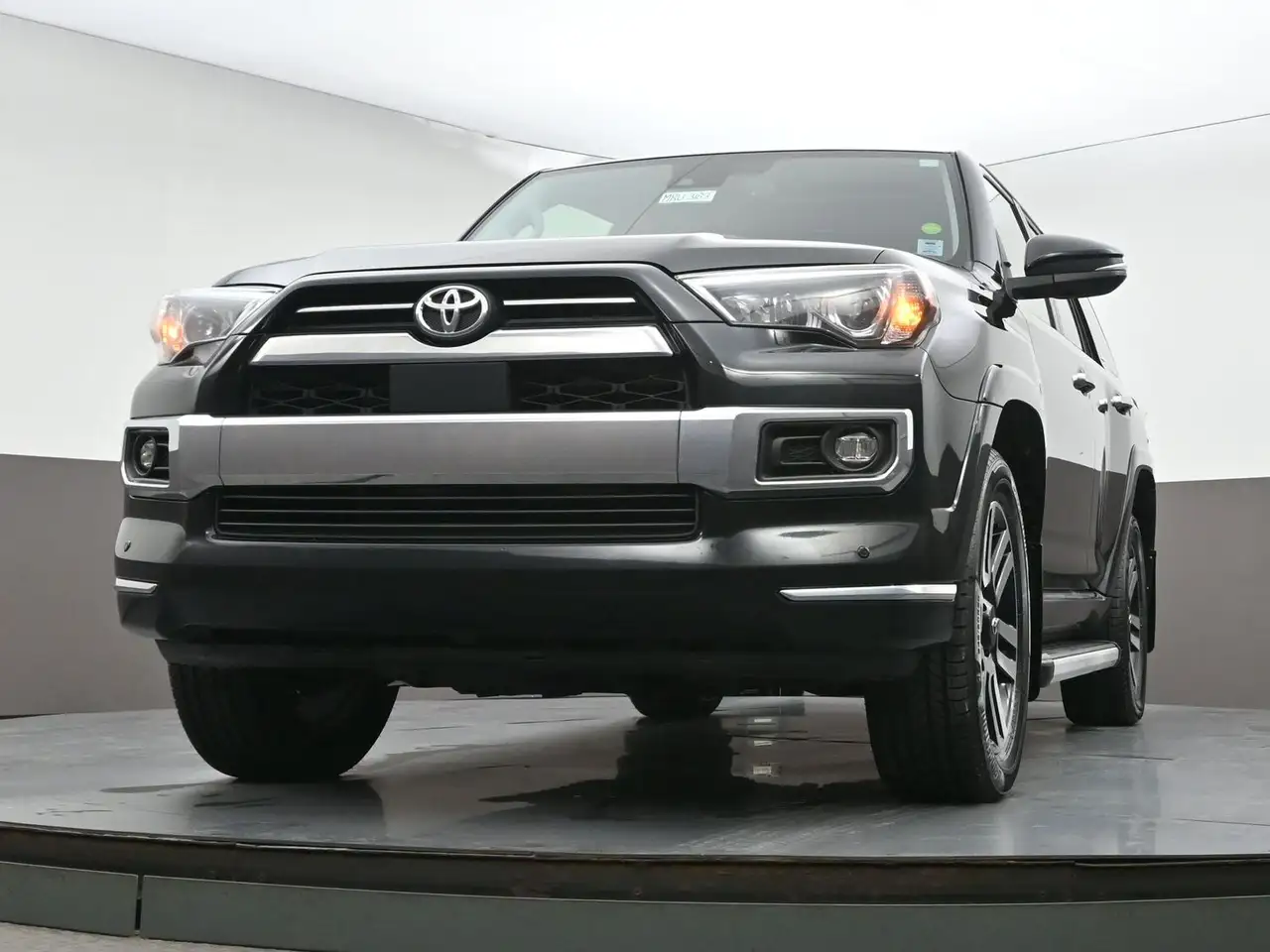Toyota 4-Runner снимка Toyota 4-Runner