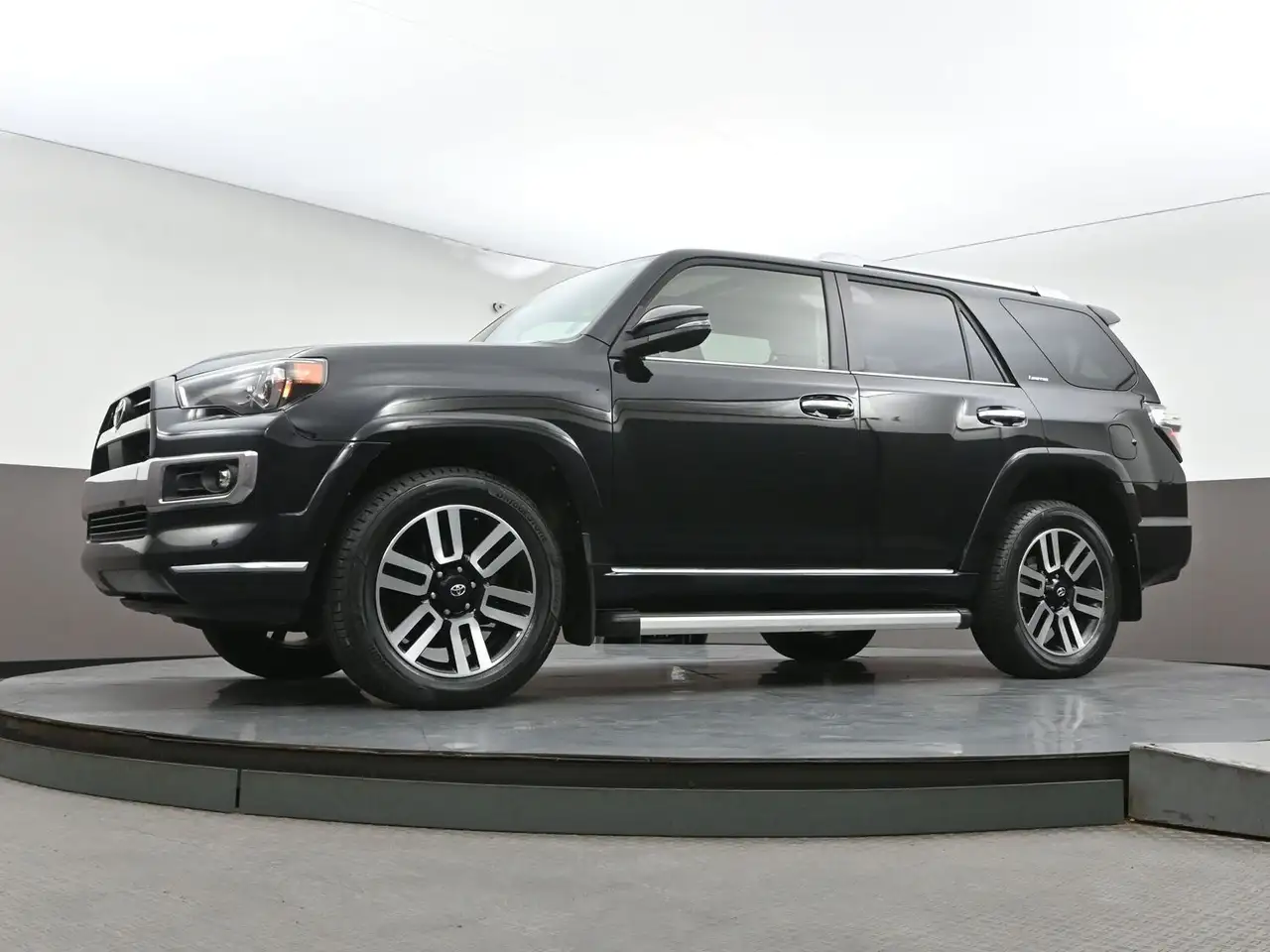 Toyota 4-Runner снимка Toyota 4-Runner