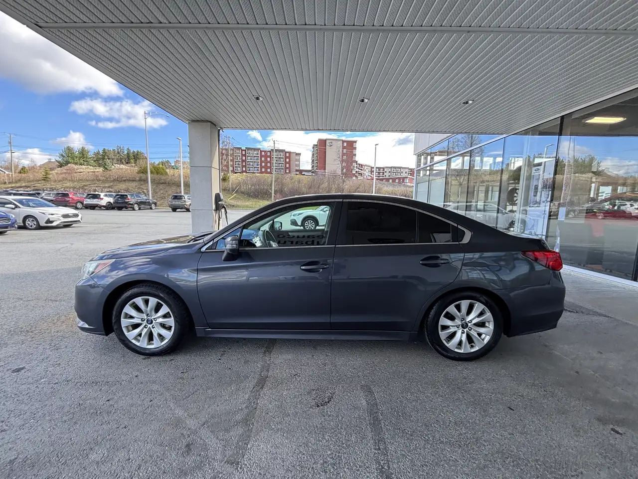 Subaru Legacy снимка Subaru Legacy