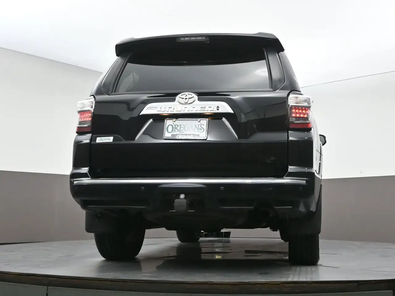 Toyota 4-Runner снимка Toyota 4-Runner