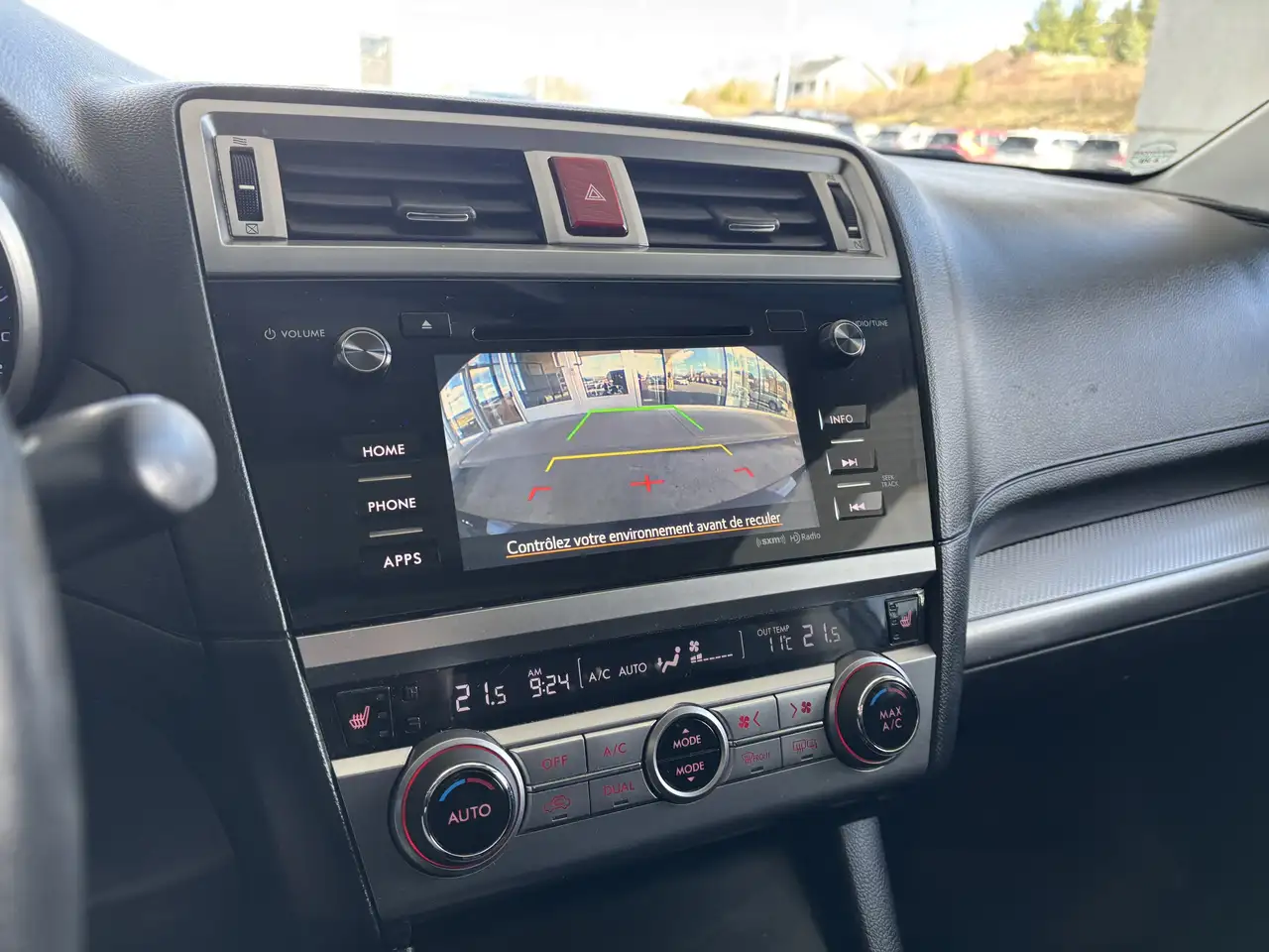Subaru Legacy снимка Subaru Legacy