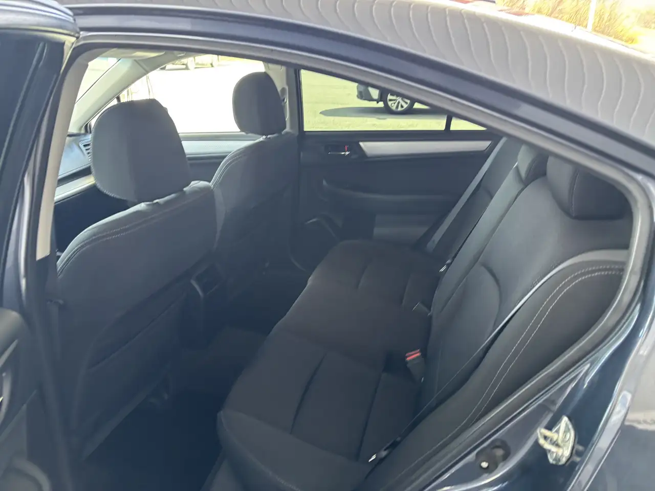 Subaru Legacy снимка Subaru Legacy