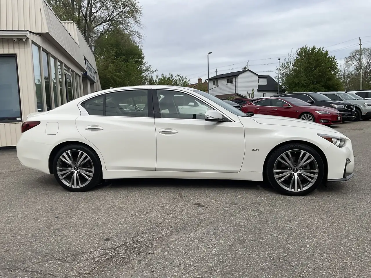 Infiniti Q50 photo Infiniti Q50