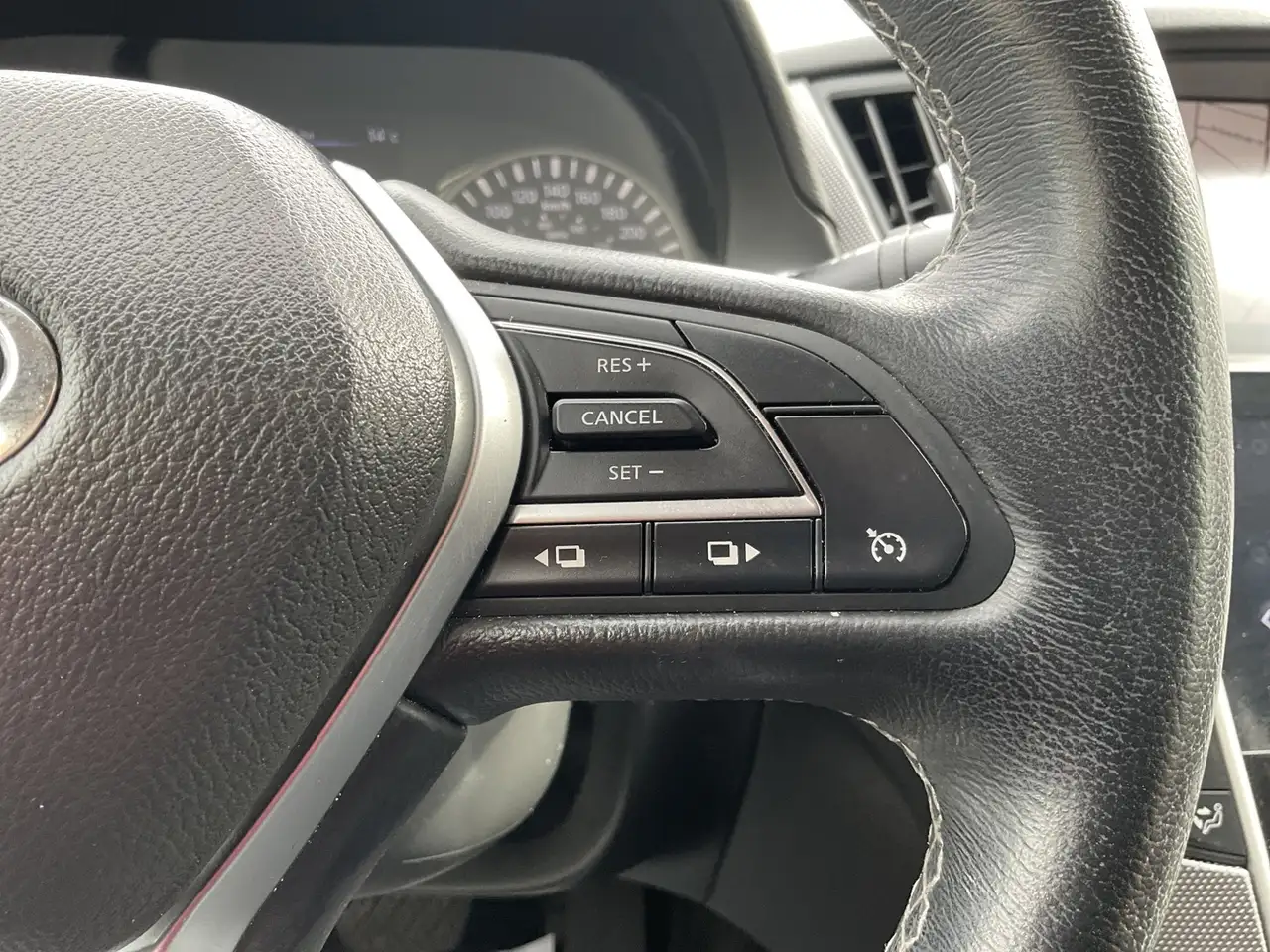 Infiniti Q50 photo Infiniti Q50