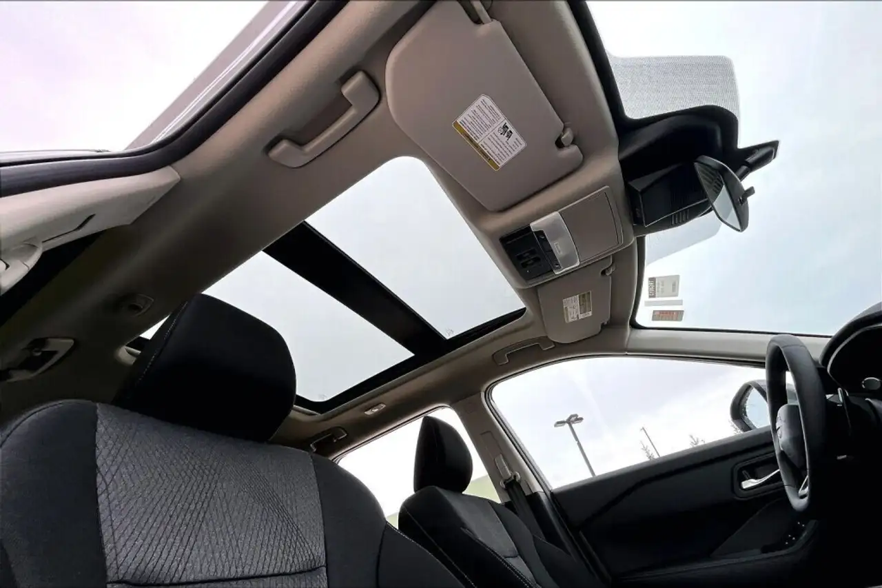 Nissan Rogue photo Nissan Rogue