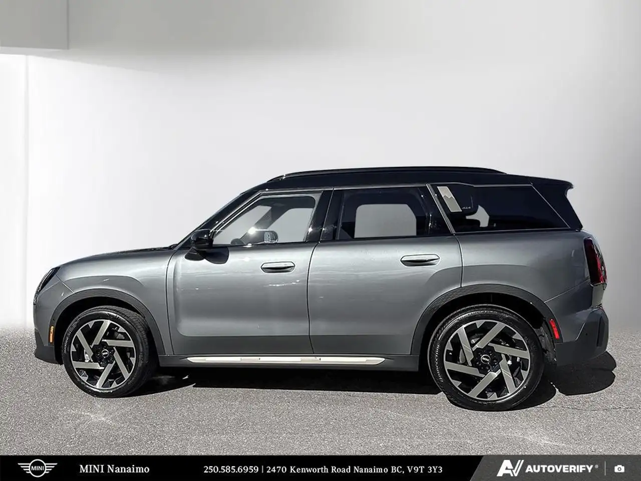 MINI Countryman photo MINI Countryman
