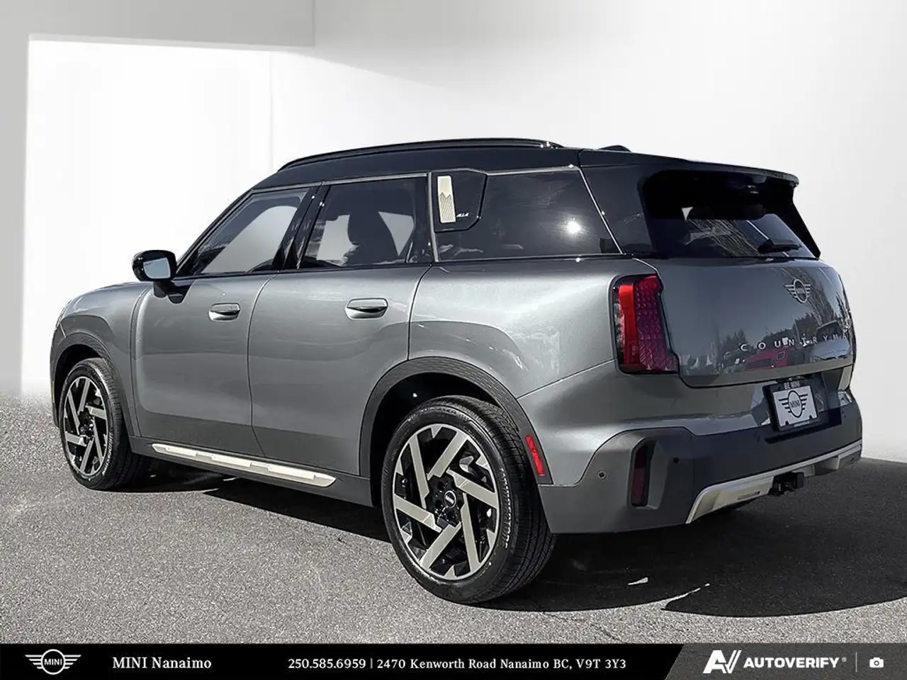 MINI Countryman photo MINI Countryman