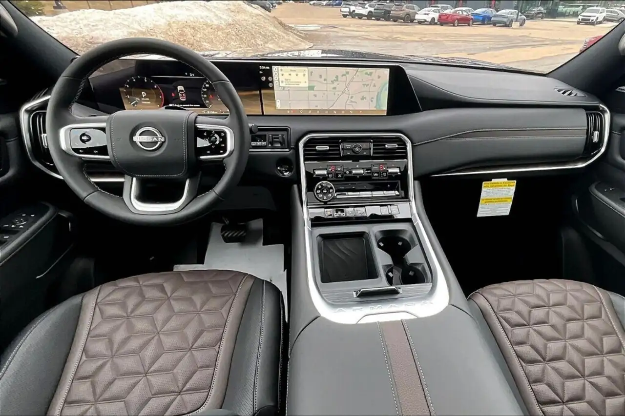 Nissan Armada снимка Nissan Armada