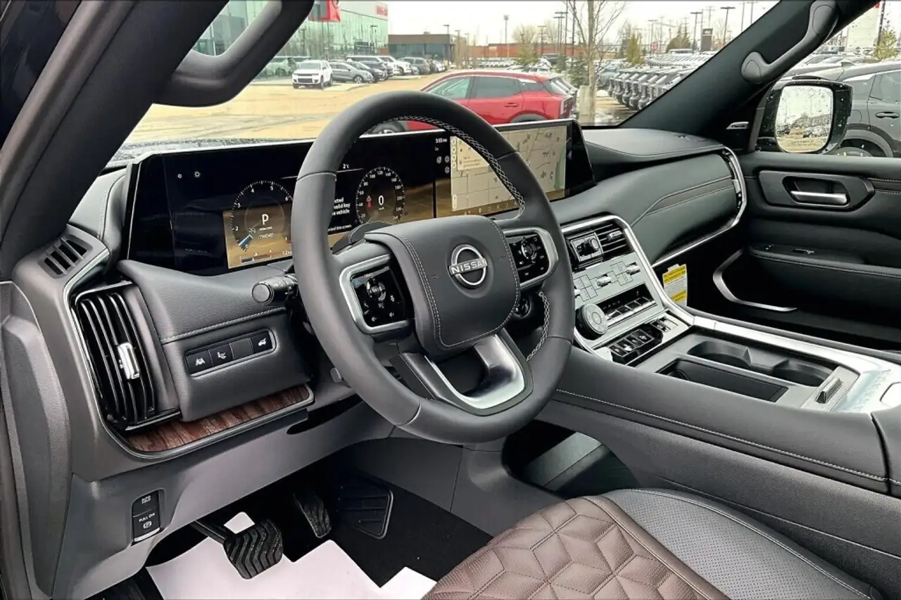 Nissan Armada снимка Nissan Armada