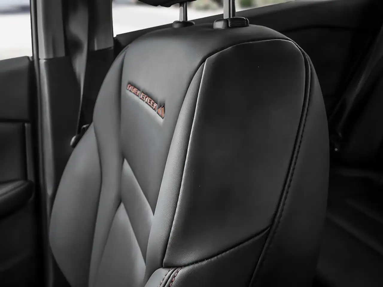Nissan Rogue photo Nissan Rogue