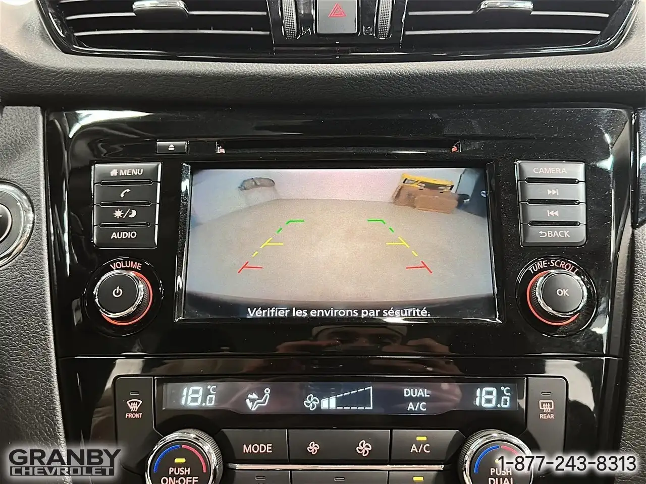 Nissan Qashqai снимка Nissan Qashqai