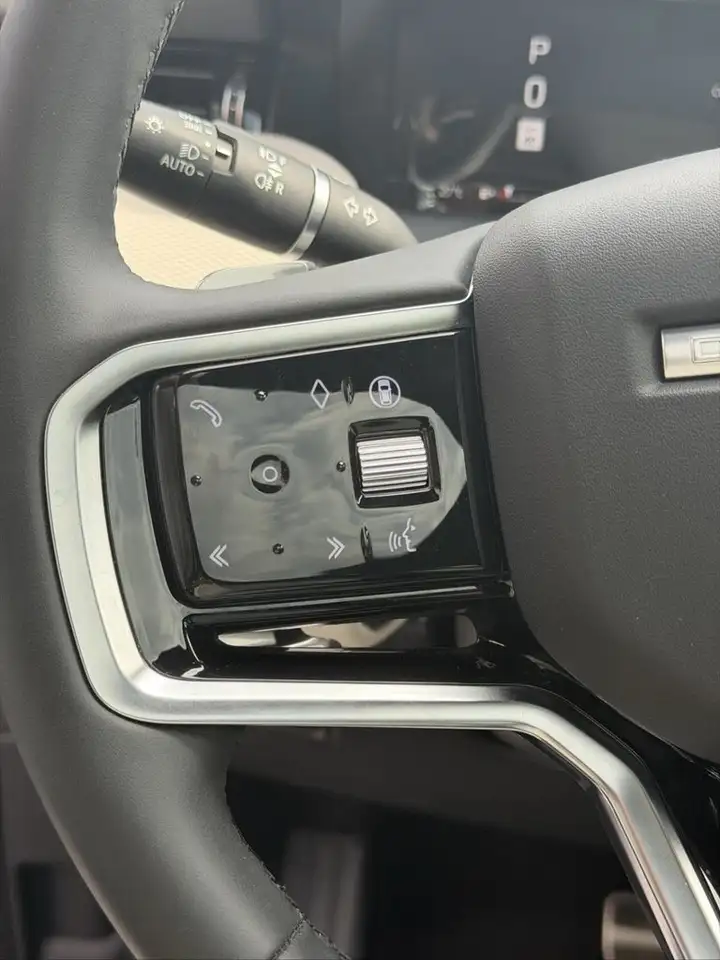 Land Rover Discovery Sport снимка Land Rover Discovery Sport