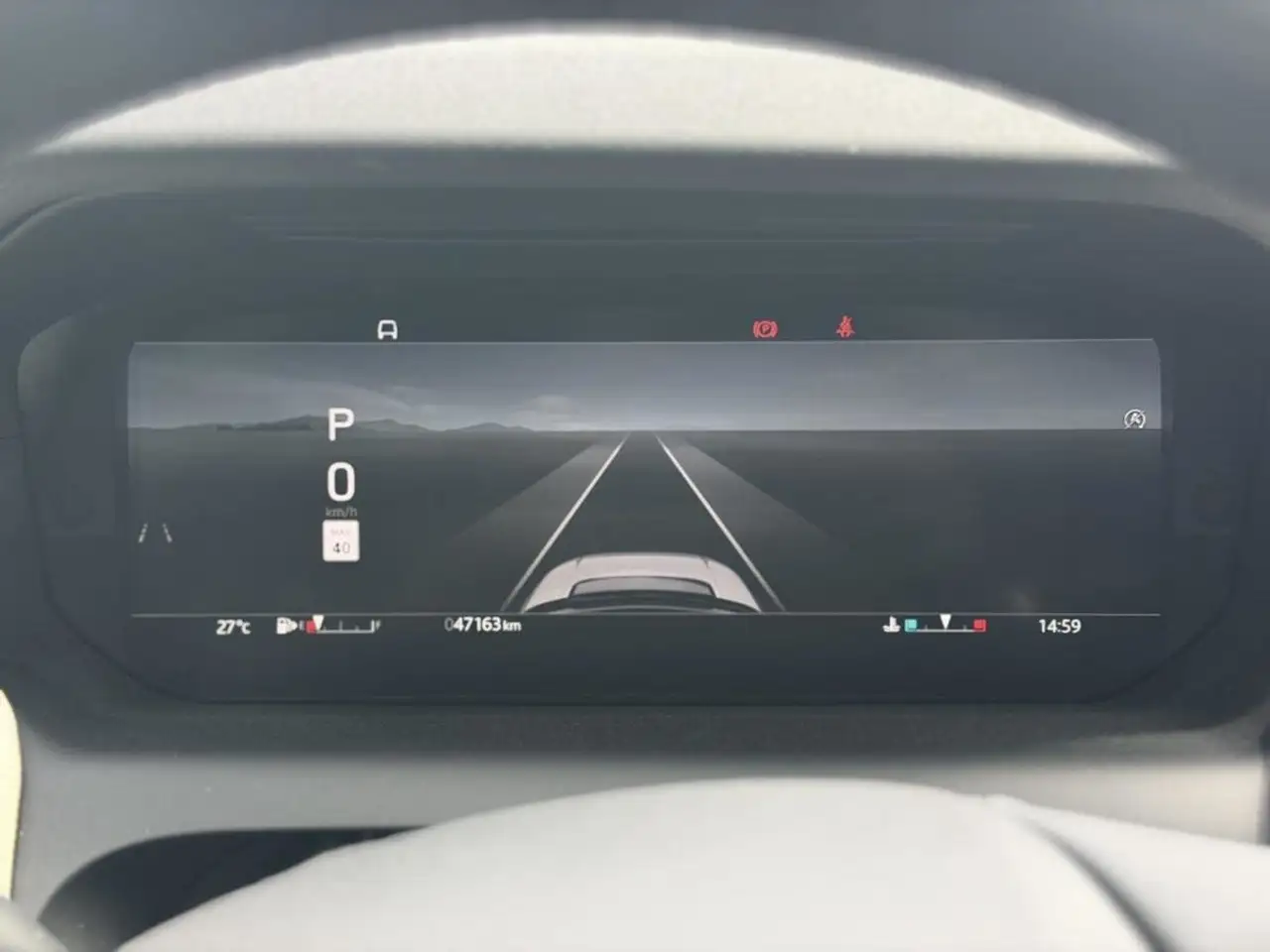 Land Rover Discovery Sport снимка Land Rover Discovery Sport