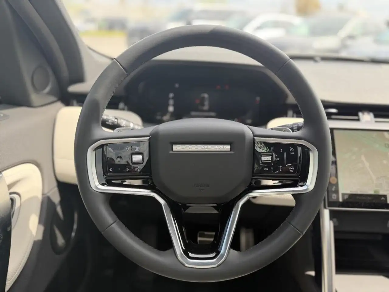 Land Rover Discovery Sport снимка Land Rover Discovery Sport