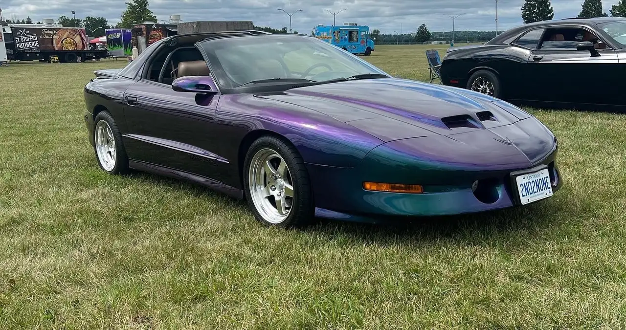 Pontiac Firebird снимка Pontiac Firebird