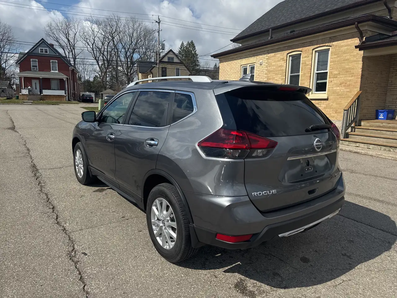 Nissan Rogue снимка Nissan Rogue
