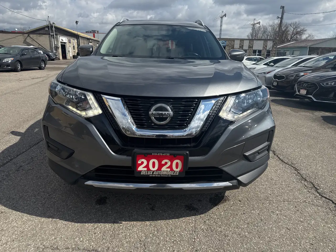 Nissan Rogue снимка Nissan Rogue