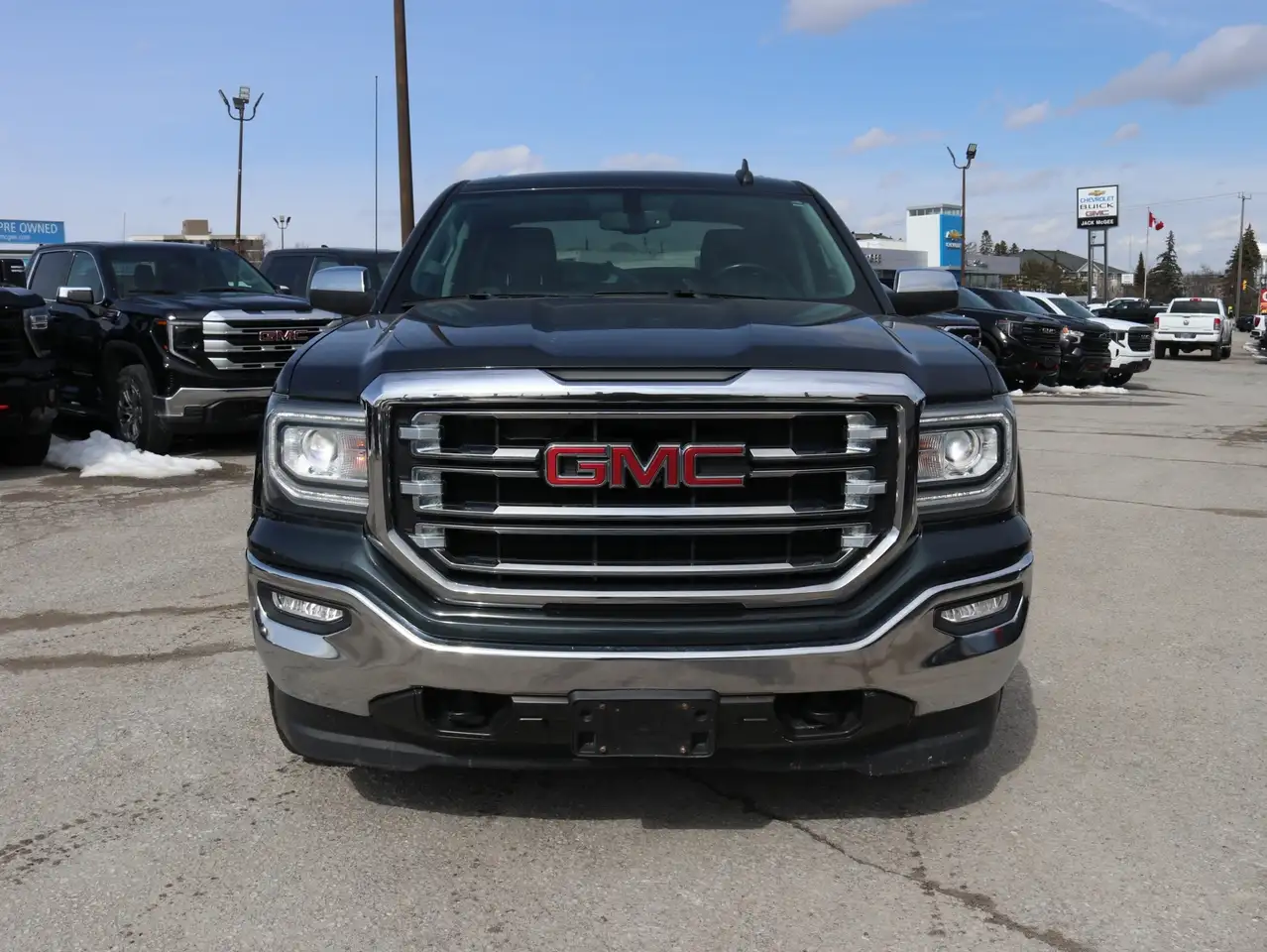GMC Sierra 1500 снимка GMC Sierra 1500