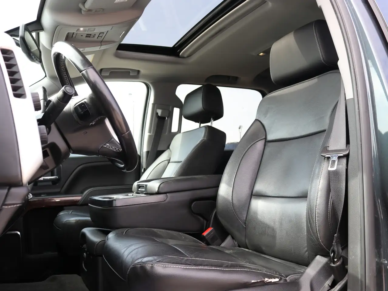 GMC Sierra 1500 снимка GMC Sierra 1500