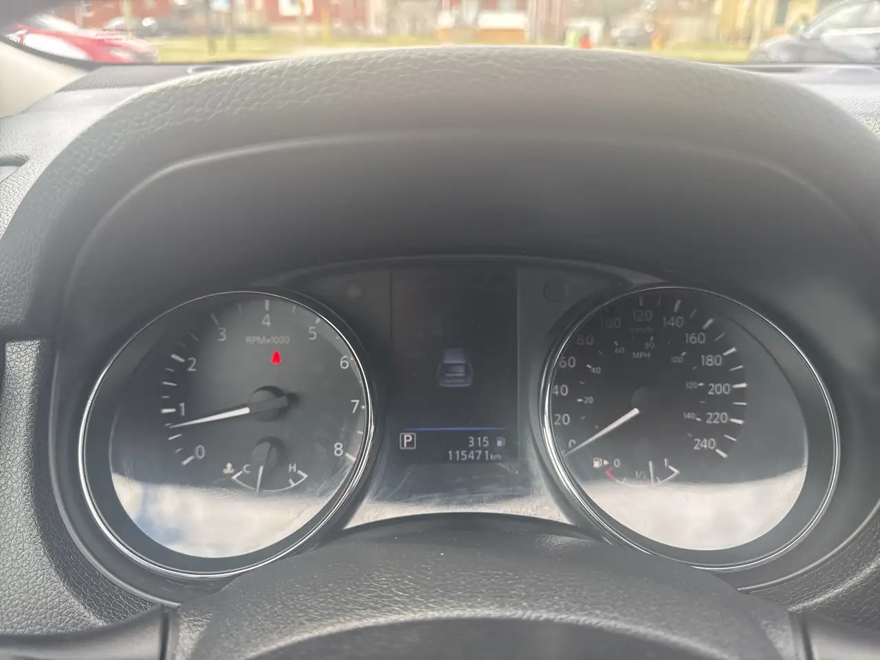 Nissan Rogue снимка Nissan Rogue