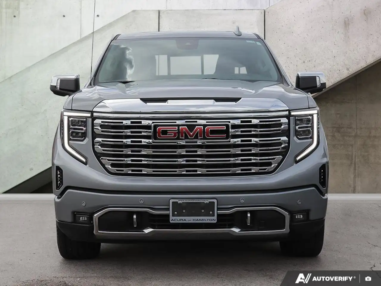 GMC Sierra 1500 снимка GMC Sierra 1500
