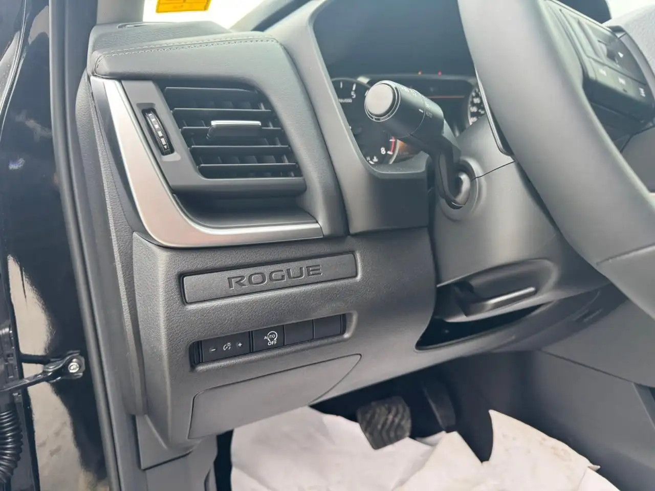 Nissan Rogue photo Nissan Rogue
