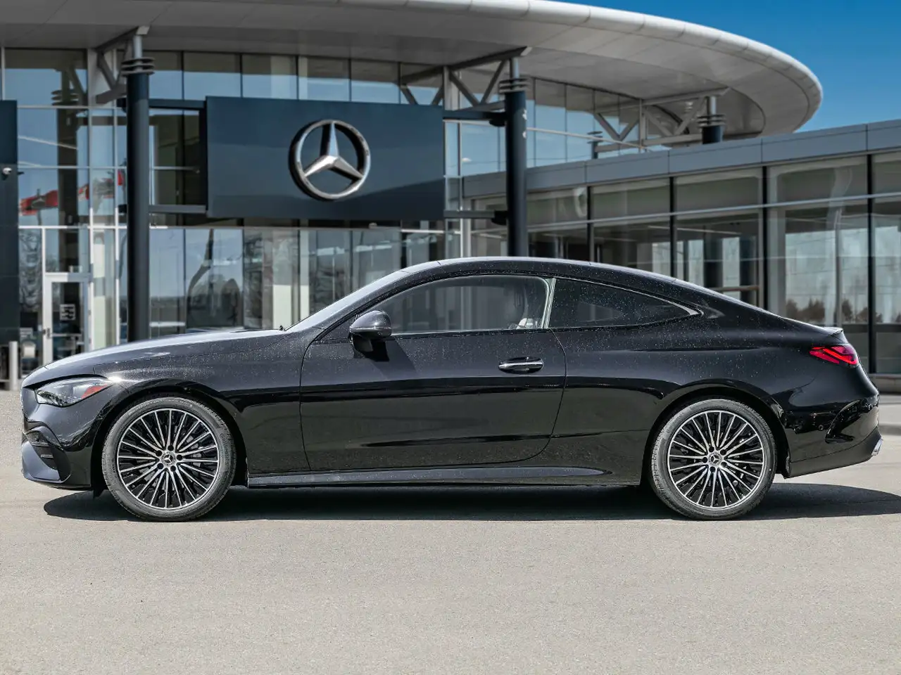 Mercedes-Benz CLE снимка Mercedes-Benz CLE