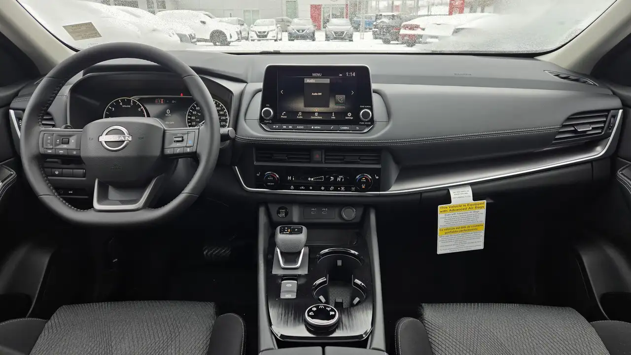 Nissan Rogue photo Nissan Rogue