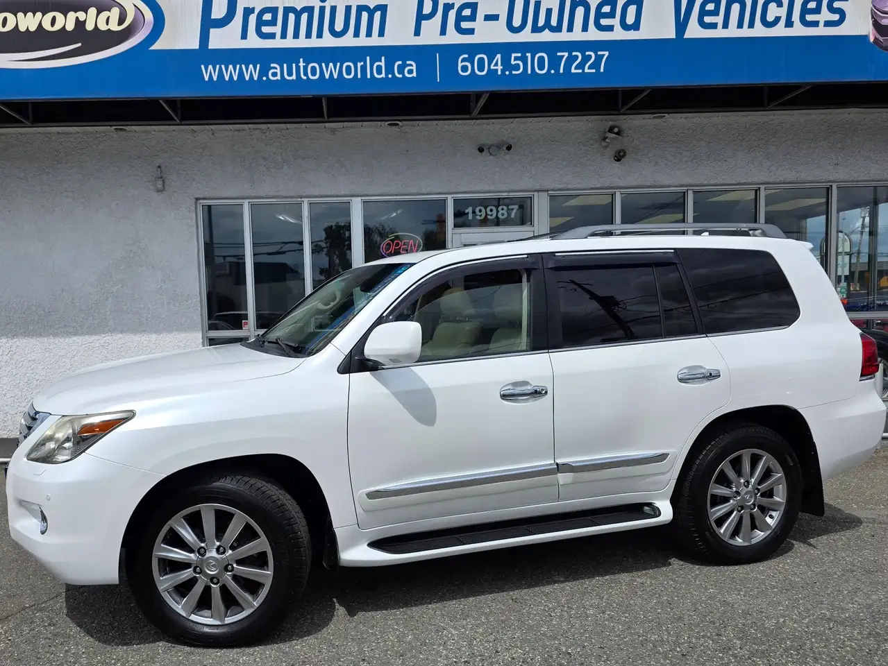 2010 Lexus LX